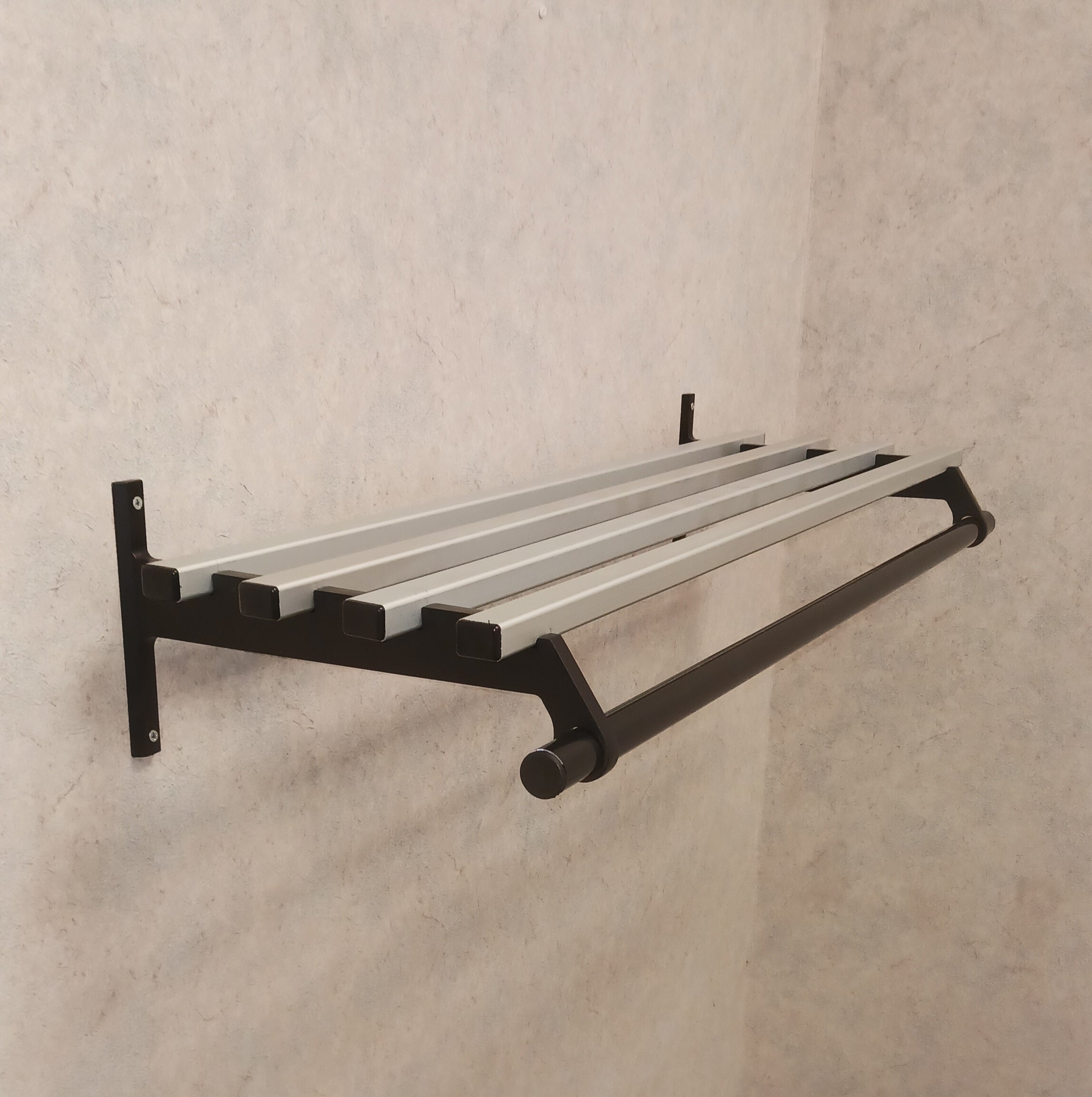 Forever Hanger Rod Shelf