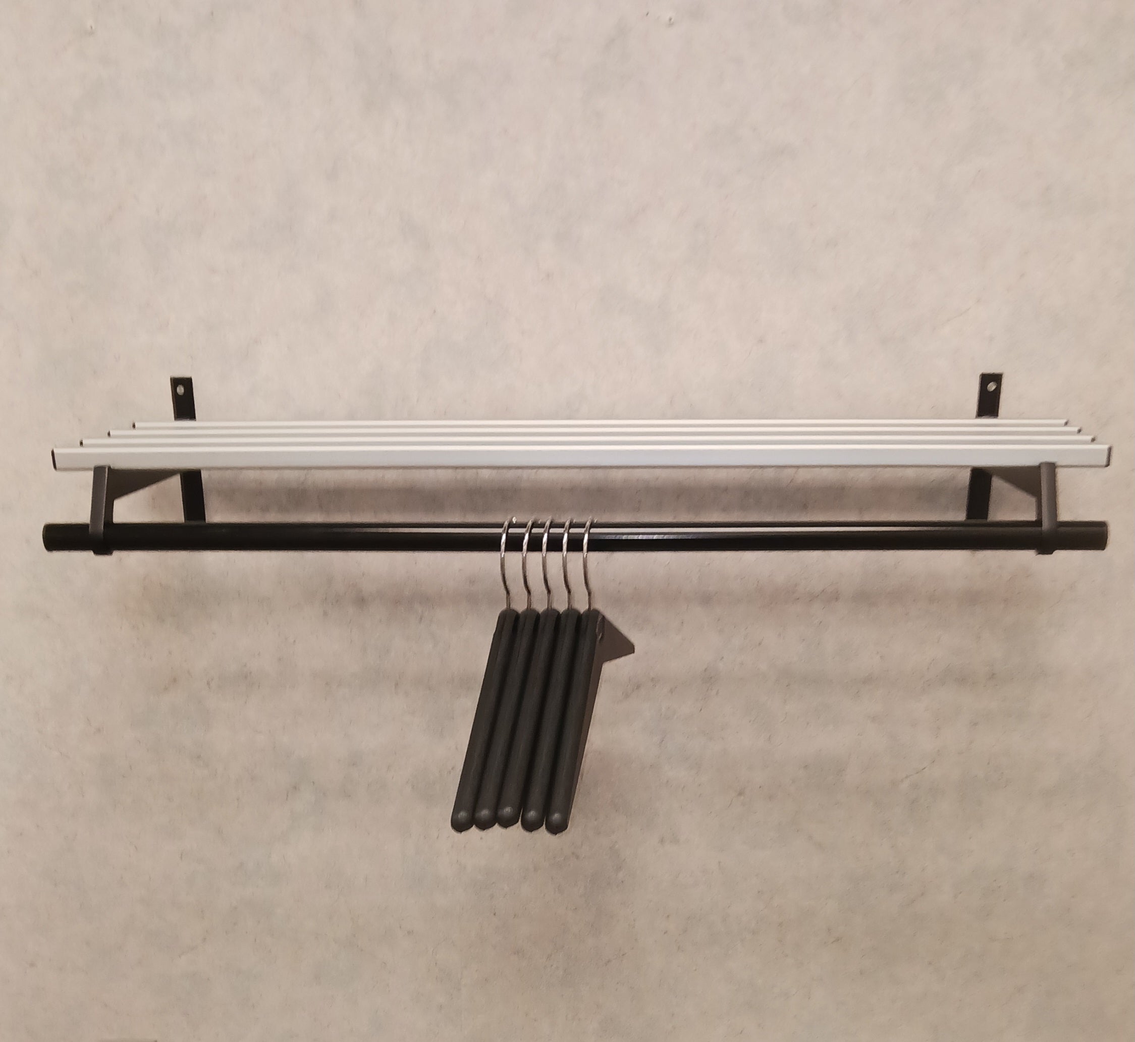 Forever Hanger Rod Shelf