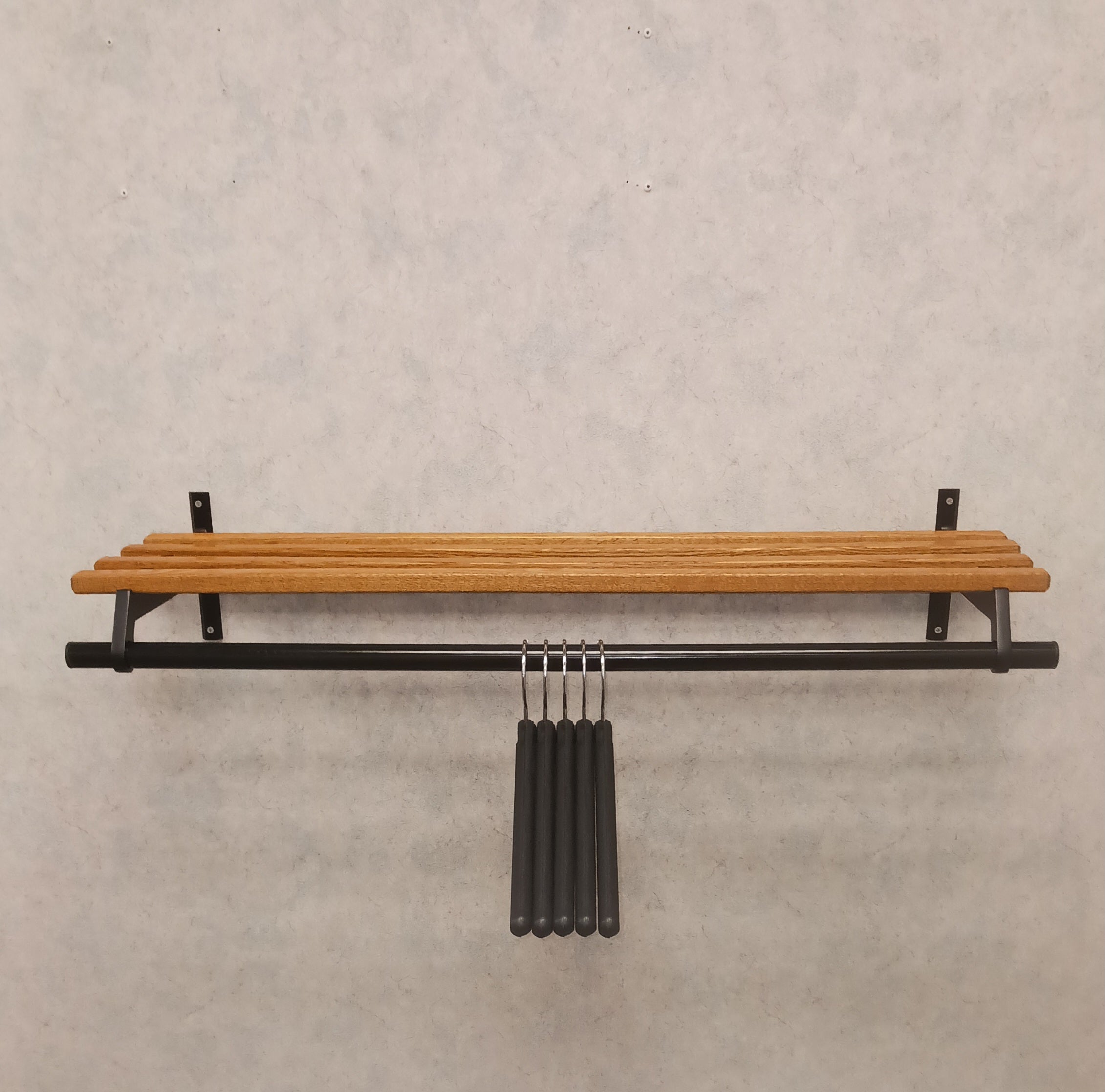 Forever Hanger Rod Shelf