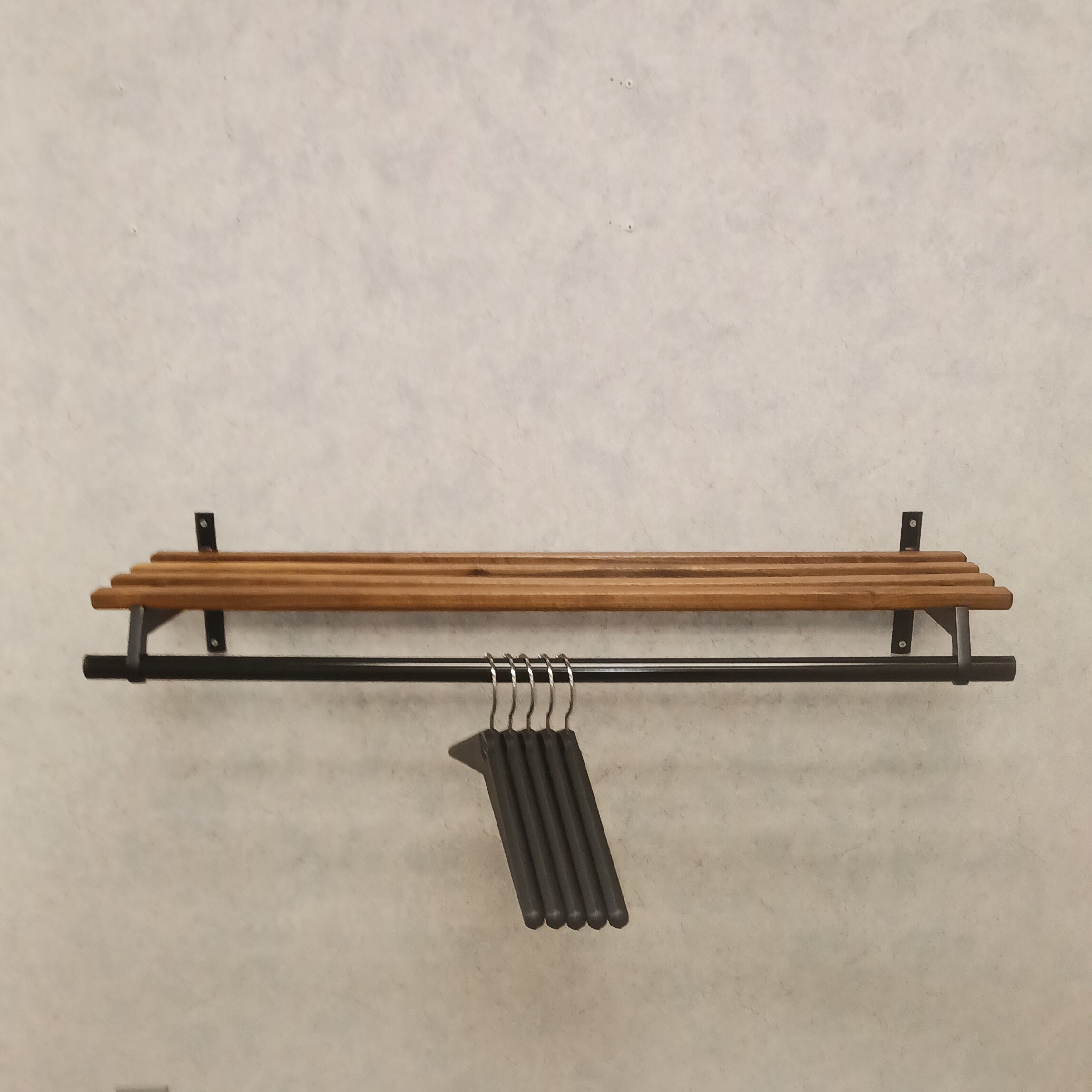 Forever Hanger Rod Shelf