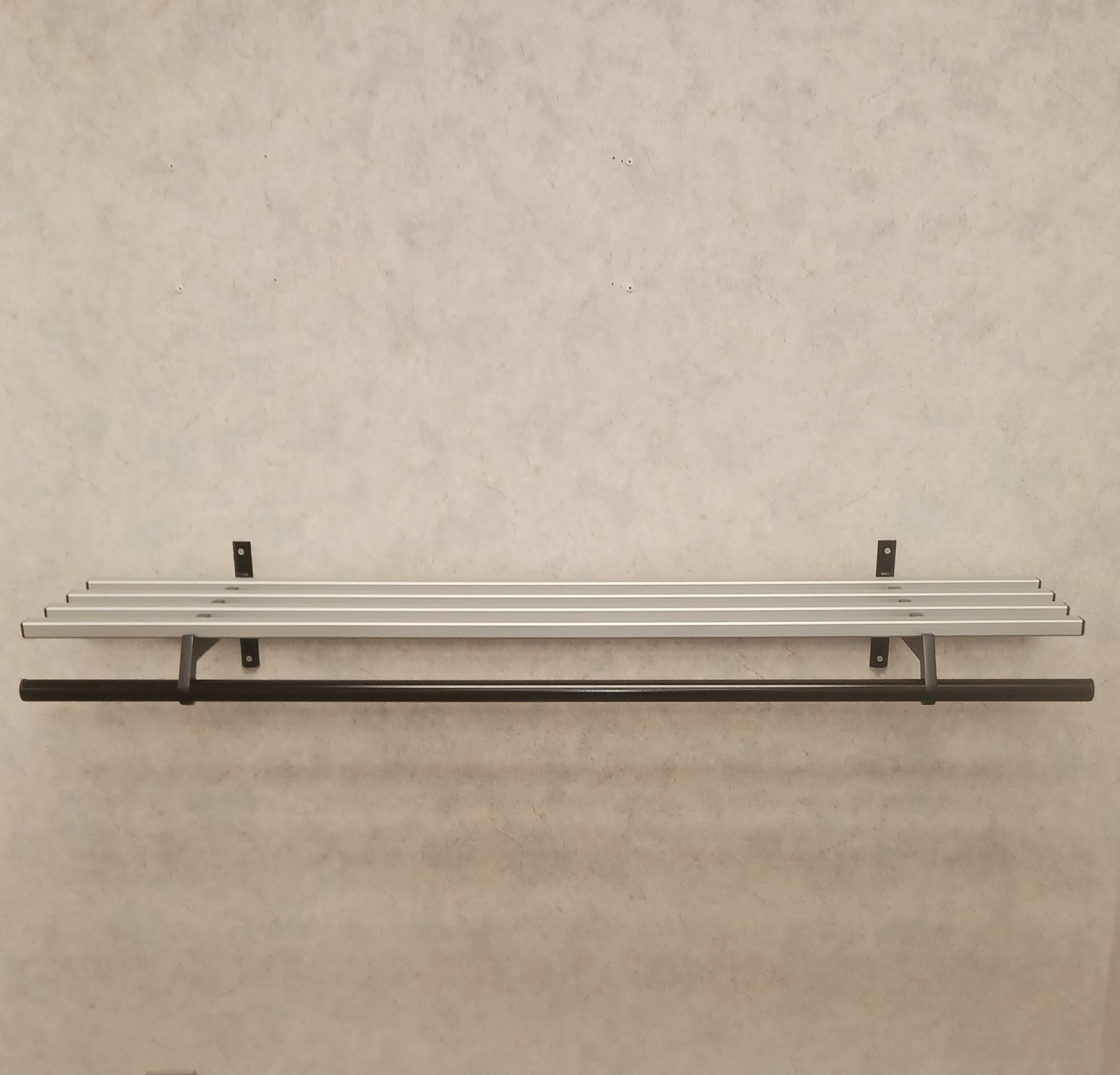 Forever Hanger Rod Shelf